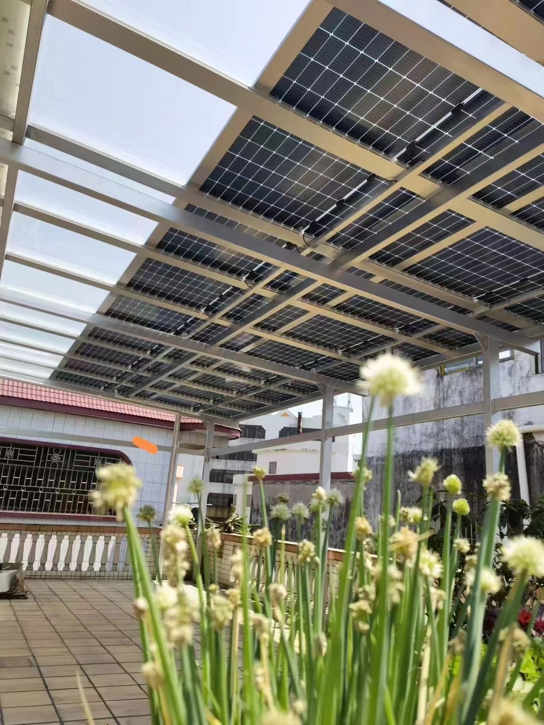 青州别墅家用屋顶太阳能发电系统安装